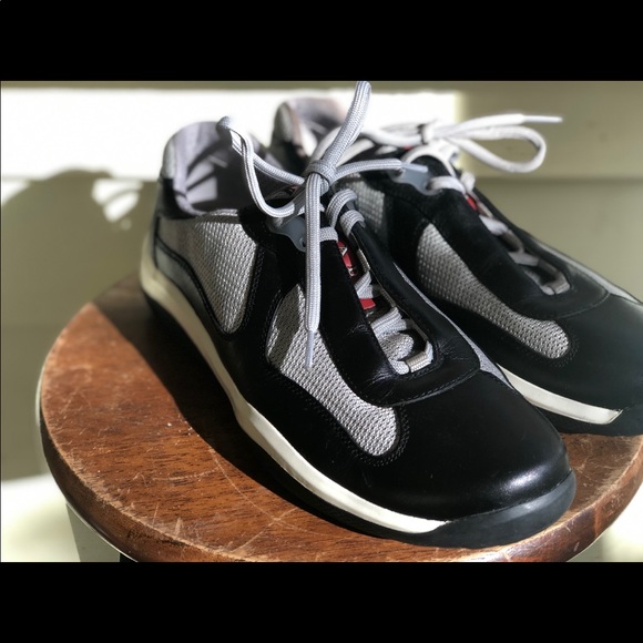 Shoes - Picture 2 of 4